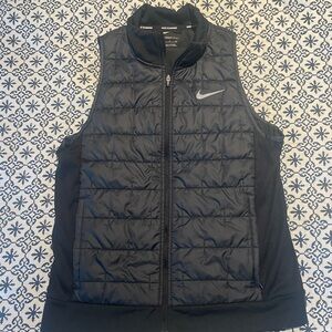 Nike Therma-Fit Black Running Vest